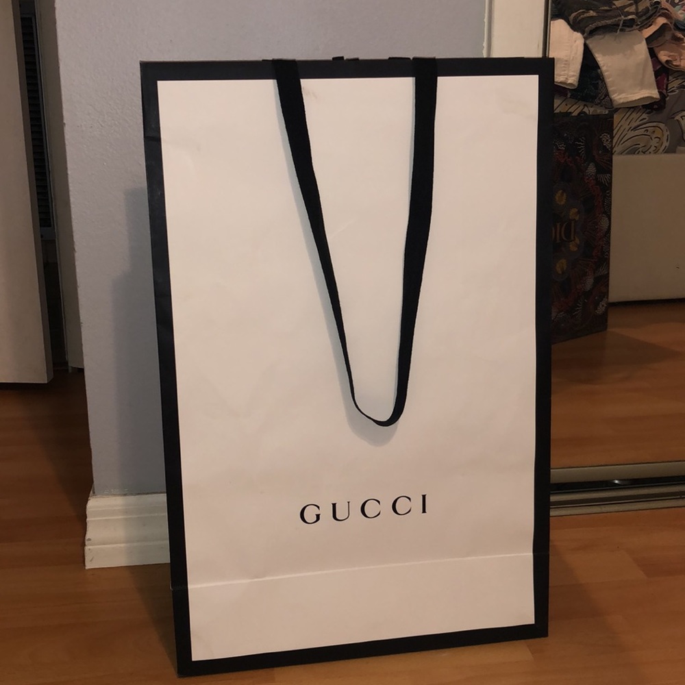 Authentic Gucci Shopping bag